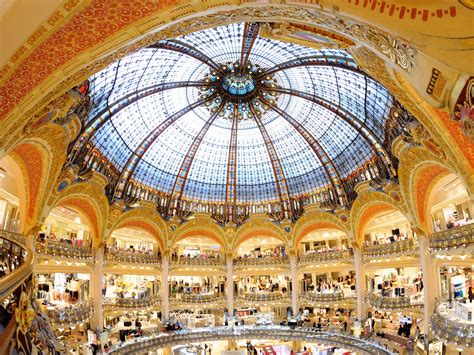 Galeries Lafayette: the best shopping mall in Paris!.